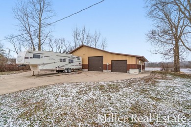Summer Party Barn at Bristol Lake! This 40x70 heated & insulated - photo 15