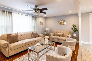 This Hi-Ranch Just Shy Of 2200 Interior Square Feet All Redone - photo 15