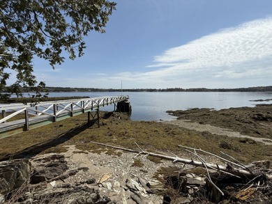 The Grace Cottage, Hermit's Point. This magnificent stuccoed - photo 16
