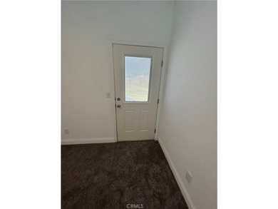 Lovely home is move in ready. This brand-new manufactured home - photo 17