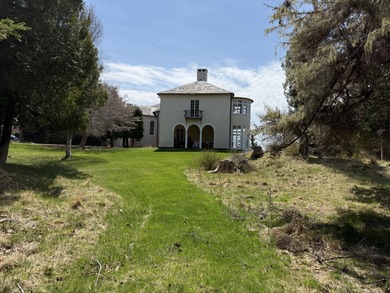 The Grace Cottage, Hermit's Point. This magnificent stuccoed - photo 18