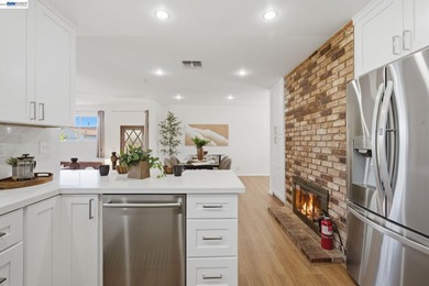 Welcome home to this beautifully positioned corner-lot property - photo 19