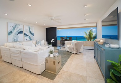 Truly breathtaking center-unit residence featuring a spectacular - photo 2