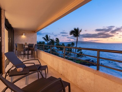 Truly breathtaking center-unit residence featuring a spectacular - photo 3