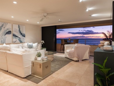 Truly breathtaking center-unit residence featuring a spectacular - photo 10