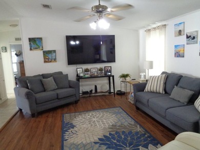 THIS HOME IS A STEAL THREE BEDROOM TWO BATH HOME, WITH A NEW A/C - photo 33