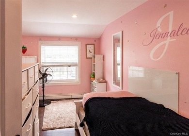 This Hi-Ranch Just Shy Of 2200 Interior Square Feet All Redone - photo 38