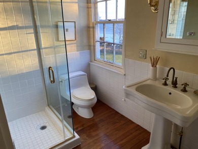 The Grace Cottage, Hermit's Point. This magnificent stuccoed - photo 39