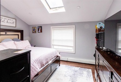 This Hi-Ranch Just Shy Of 2200 Interior Square Feet All Redone - photo 41