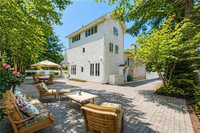 Welcome to 26 High Point Road, a stunning custom residence - photo 43