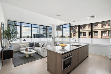 Residence 908 at 151 Bay Street at Provost Square offers a - photo 1