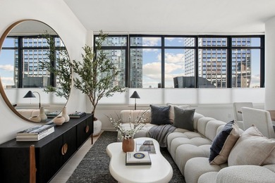 Residence 908 at 151 Bay Street at Provost Square offers a - photo 10