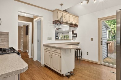 Welcome to 79 Lettington Avenue!! This gorgeous colonial has too - photo 11