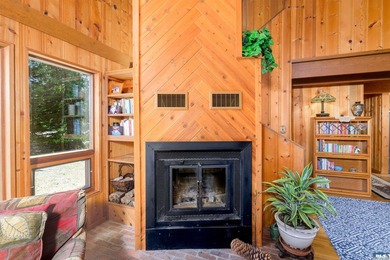 Tucked away on a private road in the desirable Deer Park area - photo 13