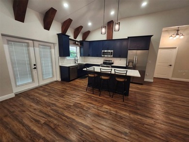 Under contract-accepting backup offers. Custom-Built 3 Bedroom - photo 4