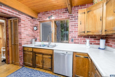 Tucked away on a private road in the desirable Deer Park area - photo 15