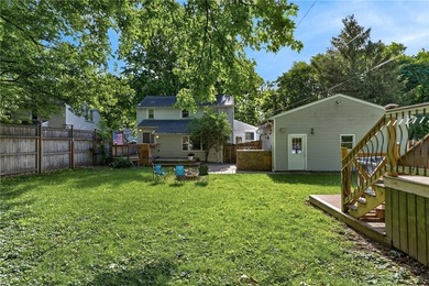 Welcome to 79 Lettington Avenue!! This gorgeous colonial has too - photo 31