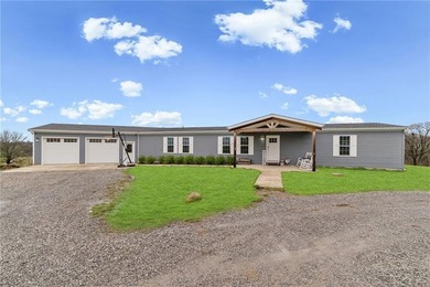 Smithville Lake Home Active Under Contract in Trimble Missouri