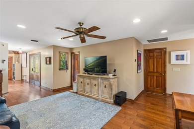 Welcome to a truly distinctive executive residence where - photo 8
