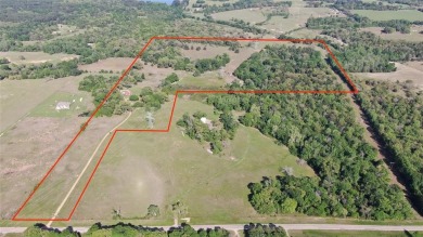 Rainbo Lake Acreage For Sale in Athens Texas