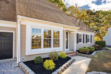 Absolutely stunning, fully renovated 4-bedroom, 2-bath home - photo 1