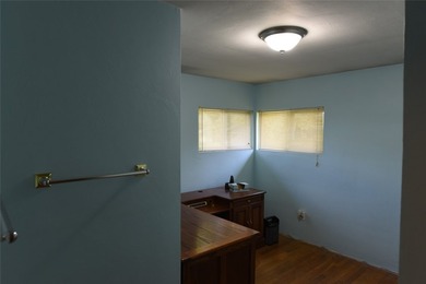 Welcome to your new home! This cute and cozy 2 bedroom home in - photo 16