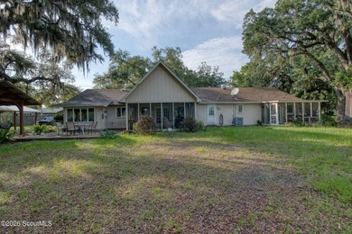 Tucked away where water meets wilderness, this 3-bedroom - photo 16