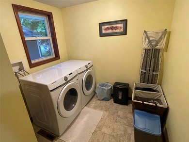 Welcome to your new home! This cute and cozy 2 bedroom home in - photo 20
