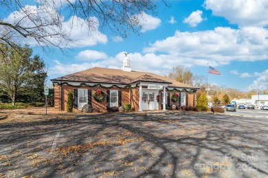 Super opportunity to own this exquisite office building. Corner