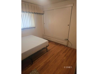 Welcome to this charming 3-bedroom, 2-bath starter home, ready - photo 6