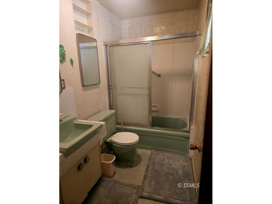 Welcome to this charming 3-bedroom, 2-bath starter home, ready - photo 10