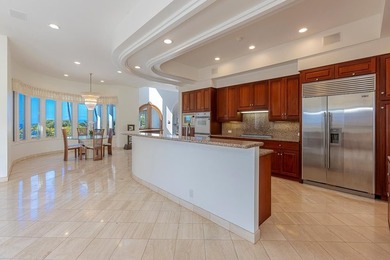 A TIMELESS, light-filled OCEAN VIEW residence designed for - photo 10