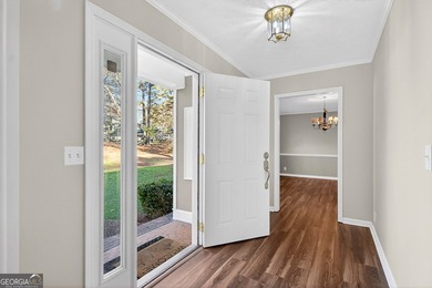 Spacious living with incredible entertaining features in a - photo 4