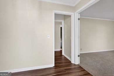Spacious living with incredible entertaining features in a - photo 10