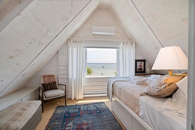 Welcome to your private waterfront retreat in the east end of - photo 16