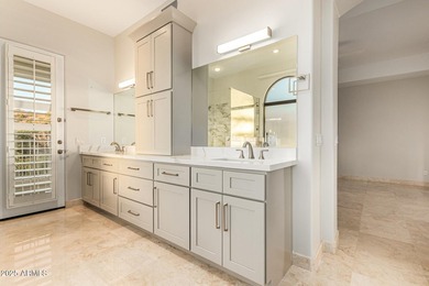 Discover luxury living on the Red Mountain Golf Course. This - photo 8