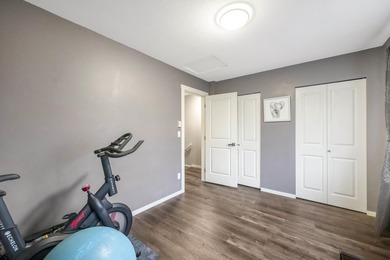 THE KEW by Mosiac! WELL MAINTAINED townhome in desirable complex - photo 18