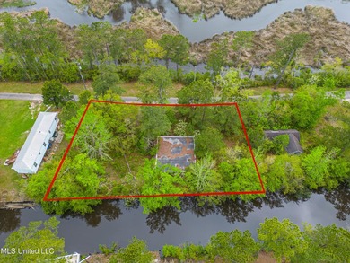 Waterfront lot offers the opportunity to build your dream home - photo 4
