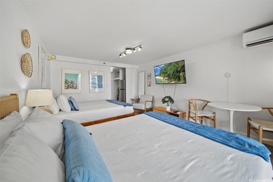 Live in the heart of Waikiki at the iconic Island Colony with - photo 5