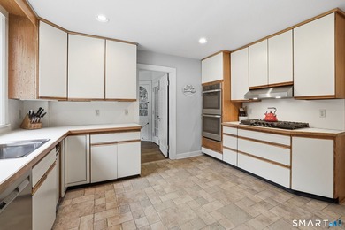 Step into the timeless elegance of this gracious 1920s 6-bedroom - photo 26