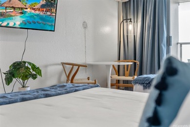 Live in the heart of Waikiki at the iconic Island Colony with - photo 9