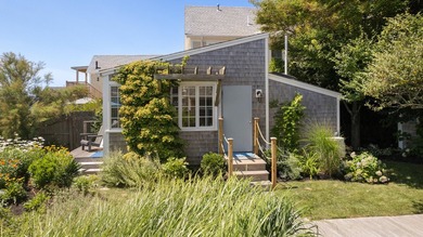 Welcome to your private waterfront retreat in the east end of - photo 30