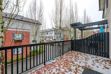 THE KEW by Mosiac! WELL MAINTAINED townhome in desirable complex - photo 31