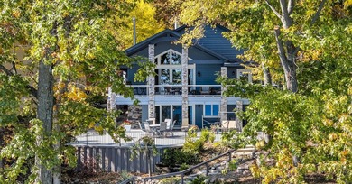 Wamplers Lake Home For Sale in Brooklyn Michigan