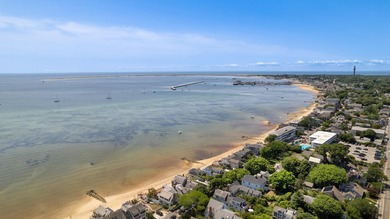 Welcome to your private waterfront retreat in the east end of - photo 39