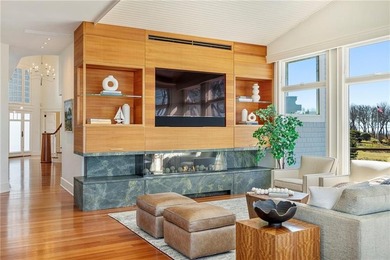 This exceptional waterfront residence on Greenwich Bay offers - photo 6