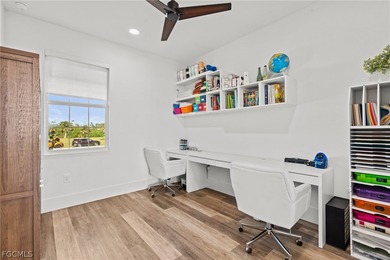 Wow, what a beautiful house! As you arrive, the home's curb - photo 10