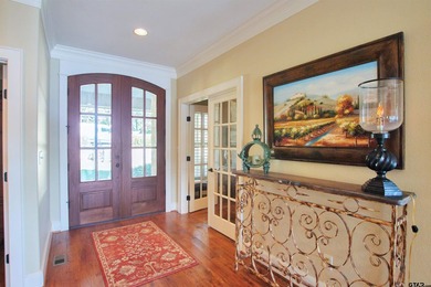 This stunning 4-bedroom, custom built 3408 sq ft lake front home - photo 3