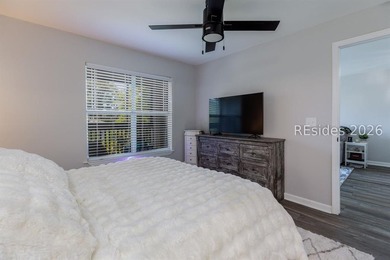 You'll LOVE this villa! Loaded with new improvements. New A/C - photo 9