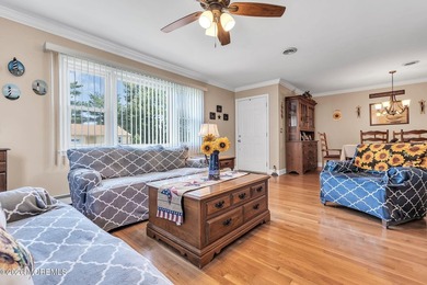 Move right into this well-maintained 2-bedroom, 2-bath home in - photo 11